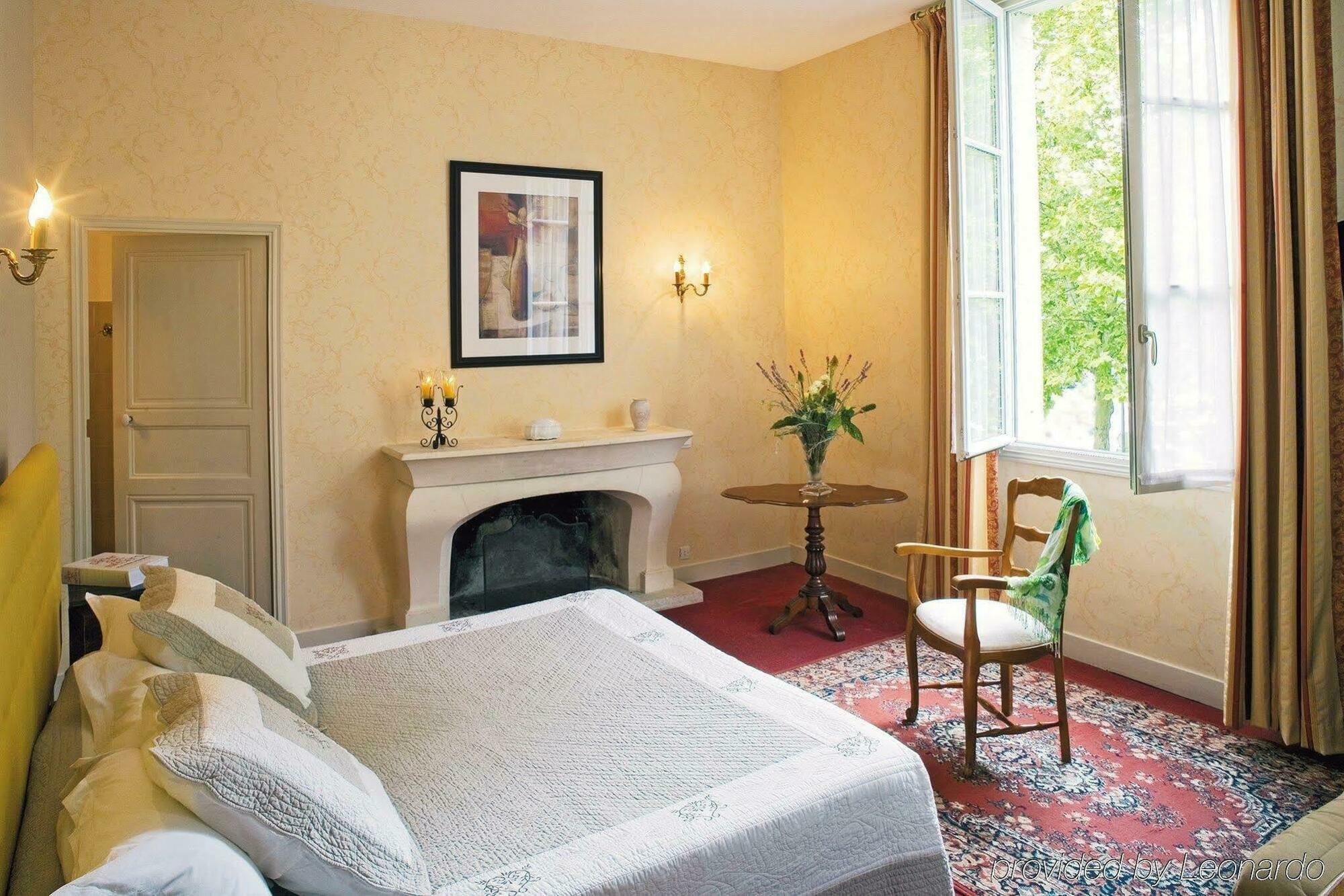 Hotel Le Plantagenet Chinon Phòng bức ảnh
